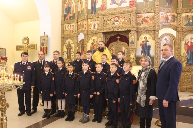 19 декабря в Храме в честь Святой мученицы Татианы прошла торжественная церемония посвящения в кадеты учащихся Первомайской средней школы